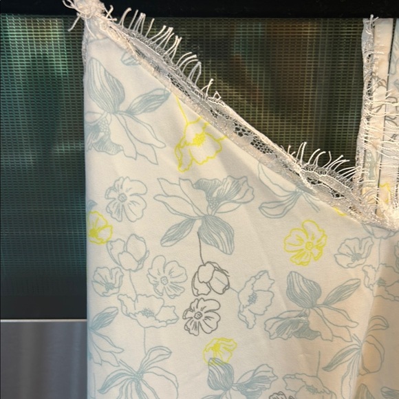 Nanette Lepore White and Yellow Chemise‎ with Floral Design - Picture 3 of 6